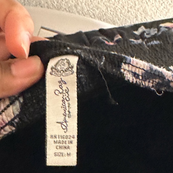 143. Floral short sleeve Jumpsuit/romper - Picture 7 of 8